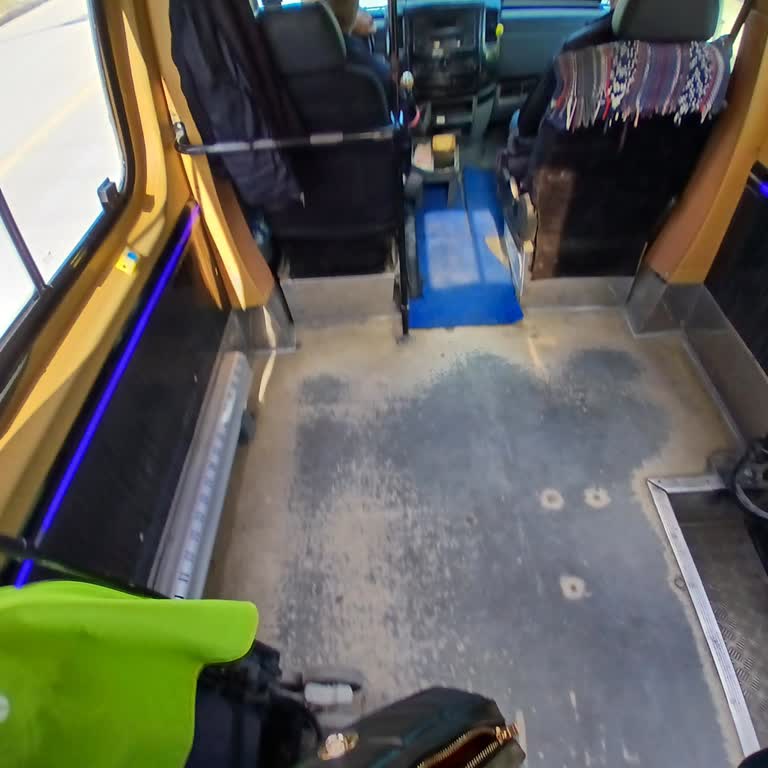 Sakarya Büyükşehir Belediyesi Minibüs Yolculuğunda Ailece Mağduriyet