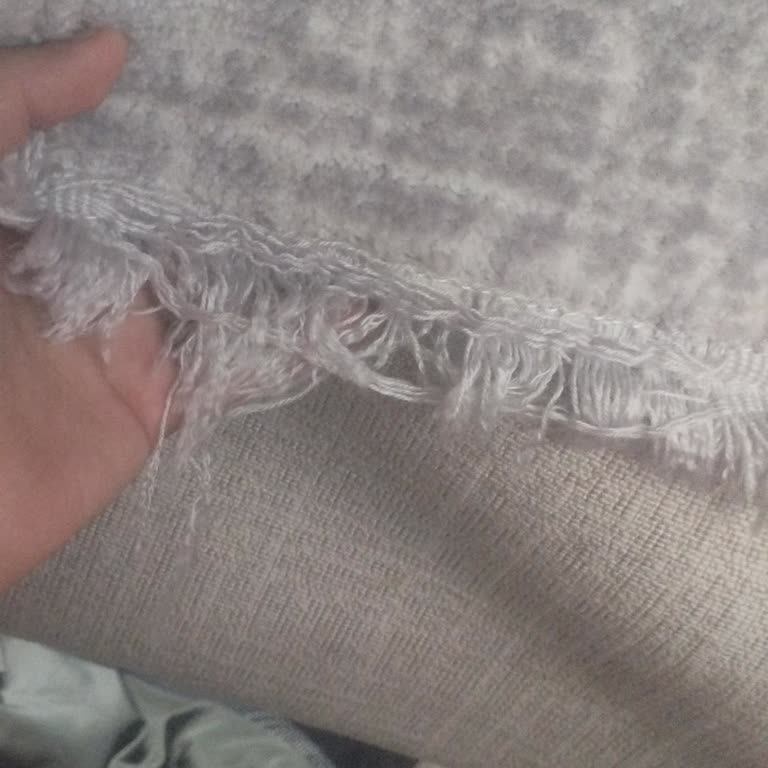 Halıcı Gölcükler Halı Aldım Püskülleri Döküldü