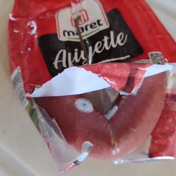 Getir Küflü Sucuk Gönderildi