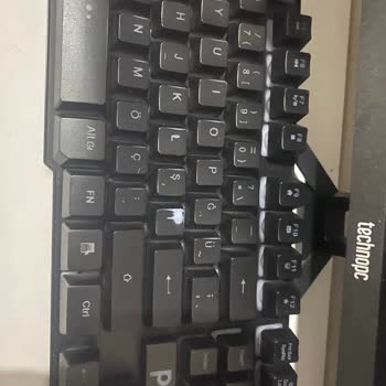Teknosa Yeni Klavyemde Hızla Deformasyon!