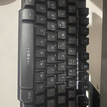 Teknosa Yeni Klavyemde Hızla Deformasyon!