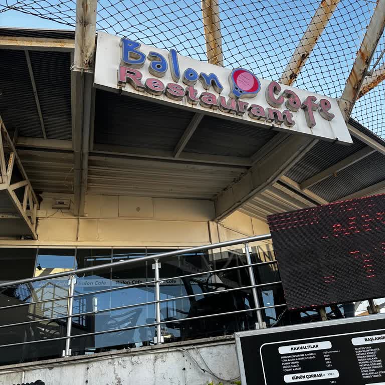 Balon Cafe & Restaurant (Kadıköy) Müşteri Ve Çocuğa Yapılan Saygısızlık!