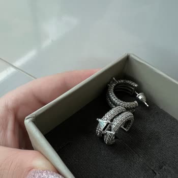 Mers's Den Aldığım Küpelerin Taşları Düştü