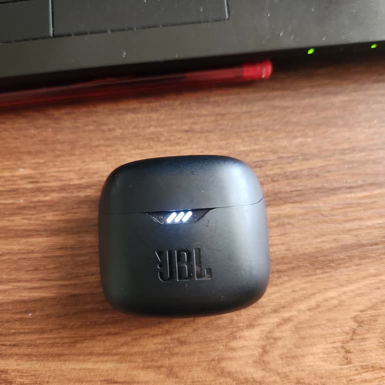 JBL Tune Flex Sağ Kulaklık Sesi Gitti