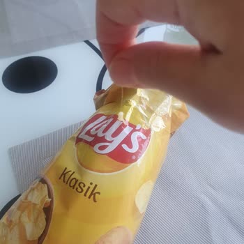 Lays Klasik Saça Sarılmış Patates Cipsi