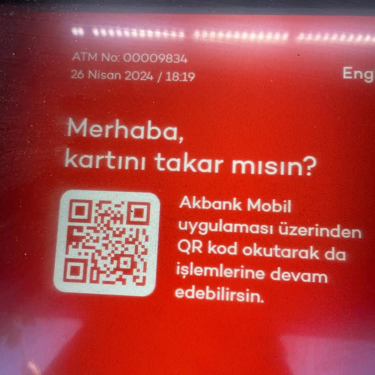 Akbank ATM'de Sıkışan Parayı Çok Geç Ve Eksik Veriyor