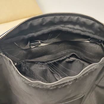 Derimod Hilltown AVM İstanbul'dan Alınan Kalitesiz Evrak Çantası