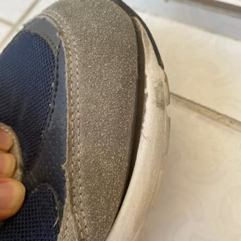 New Balance Schuhe Probleme mit Qualität und Kundenservice nach nur wenigen Tragezeiten