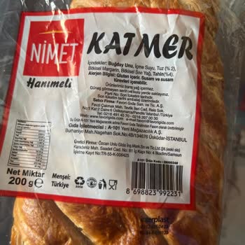 Nimet Gıda Markalı Katmerde Şaşırtan Misafir: İp!