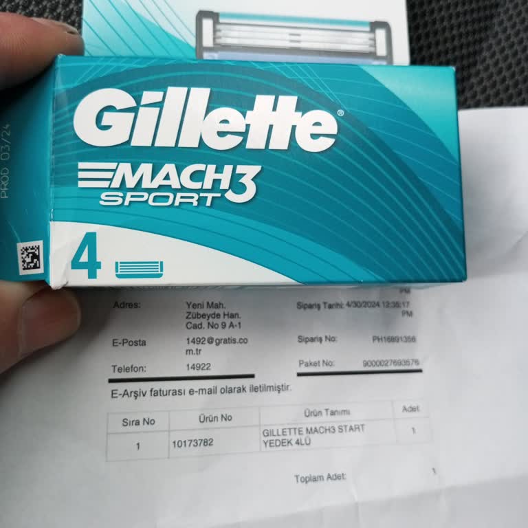 Gratis İnternet Mağazası Farklı Ürün Göndermesi