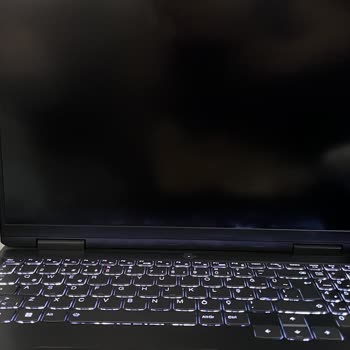 Lenovo Bilgisayar Statik Elektrik Sorunuyla Boğuşan Lenovo Gaming PC