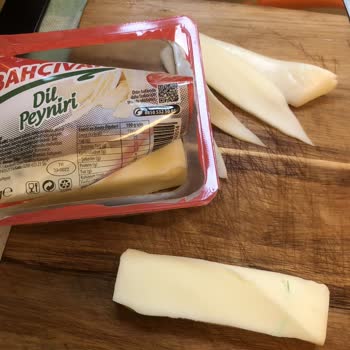 Bahçıvan Peynirin İçinde Plastik Yabancı Madde