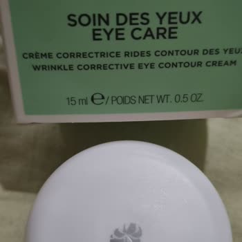 Darphin Ve Madam10 Raf Ömrü Dolmuş Ürün Satıyor