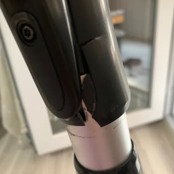 Bosch Serie 7 Şarjlı Süpürge Parça Kalitesizliği