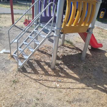 Buca Belediyesi Park Bakım Ve Yenileme Bakım