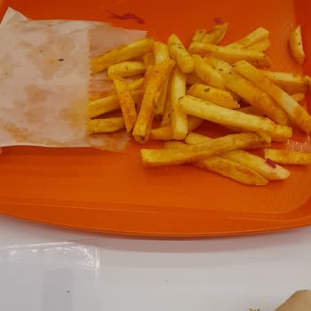 Köfteci Yusuf Aldatıcı Hizmet Fiyat Ve Porsiyon Çelişkisi