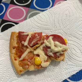 Superfresh Marka Pizzada Çıkan Kurt
