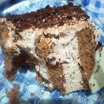 Tatbak Gıda Samandıra Merkez Mağazanızdan Bayat Pasta Şikayeti