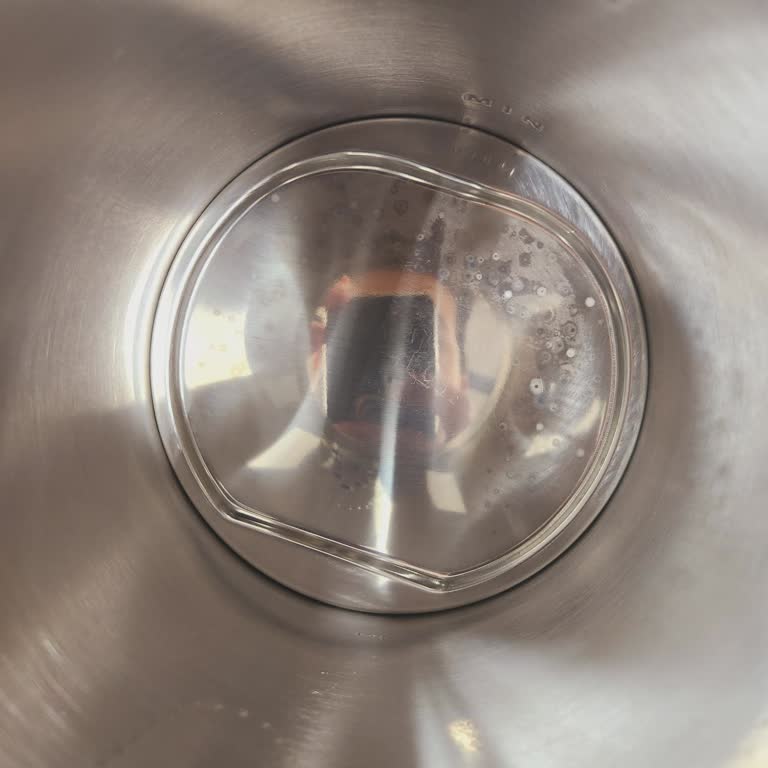 Media Markt Arzum Marka Çaycı İlk Kullanımda Dibi Beneklendi!