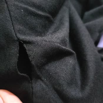 Haydigiy.com Aldığım T-shirt Yırtık Geldi