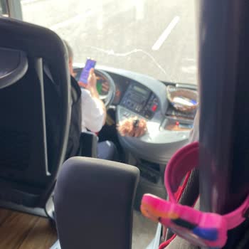 Can Diyarbakır Şoför Seyir Halinde Sigara Kullandı!