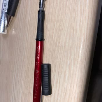 Faber-Castell Grip 1347 Kalem Bu Sefer De Üç Kırmasıyla Yoruyor