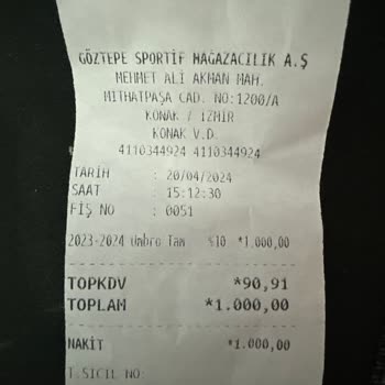 Gözgöz Store Da Satılan Umbro Markalı Eşofman Altı