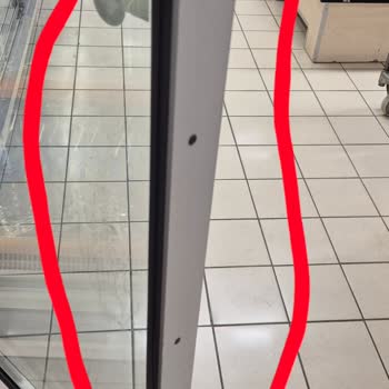 Migros'un Soğuk İçecek Dolabı İle İlgili İlgisizliği