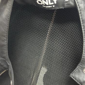 Boyner Only Deri Ceket Dökülüyor