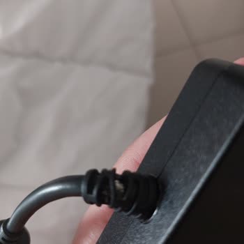 Monster Laptop Adaptör Kablosu Açılması/kopması