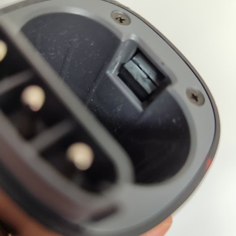 Electrolux EP71UB14DB Teleskobik Boru Bağlantı Noktası