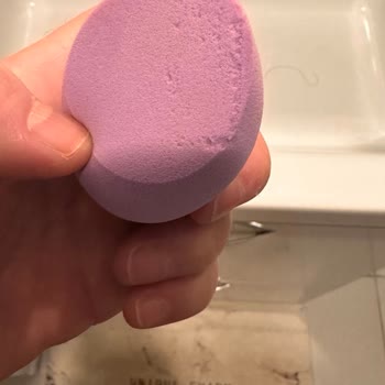 Sephora Kusurlu Makyaj Süngeri