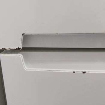 Profilo Buzdolabı Kapakları Paslandı.