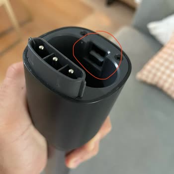 Electrolux Dikey Şarjlı Süpürge Boru Tırnağı Kırılması