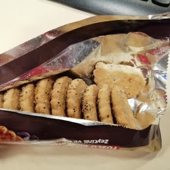 Ülker Hanımeller Zeytinli Bisküvi Paketleme Hatası