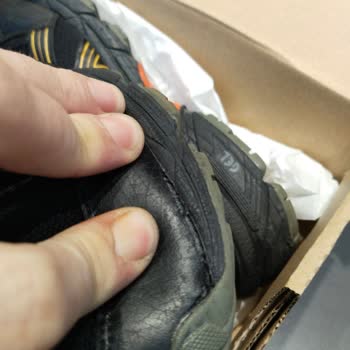 Asics Gore-Tex Splitting & Unresponsive Customer Service