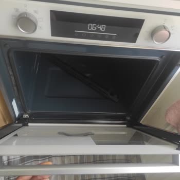 Beko Ankastre Fırın Camım Kendiliğinden Kırıldı