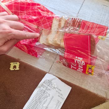 Şok Marketler Sok Markette Ekmekler Küflü