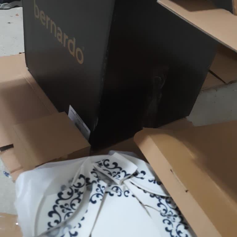 Bernardo Ürünlerimi Göndermedi, Telefonlara Cevap Vermiyor