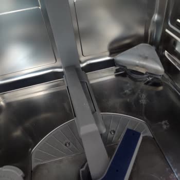 Siemens İQ700 Bulaşık Makinesi Kusurlu Ürün Satışı Ve Yetersiz Servis