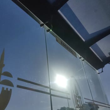 İBB - İstanbul Büyükşehir Belediyesi KM30 Otobüsü Gelmesi Gereken Saatlerde Gelmiyor.