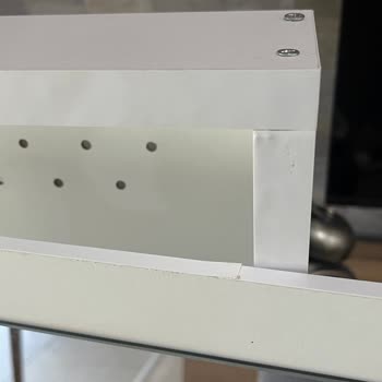 First Mobilya Takı Dolabının Kalitesizliği