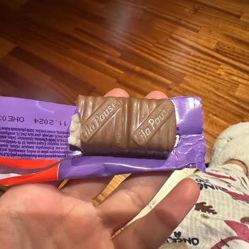 Milka Lila Pause Altı Unutulan Çikolata :)