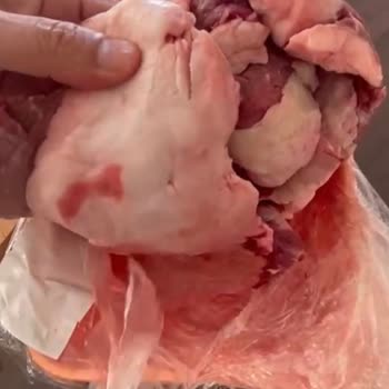 Köfteci Yusuf Et Diye Sattıkları Ürün Yağ Çıktı