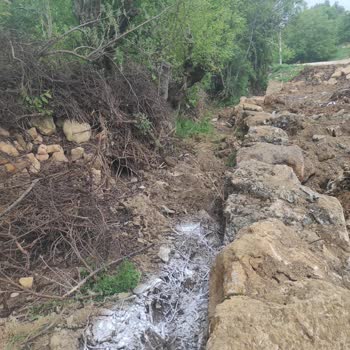 DSİ (Devlet Su İşleri) Akarsu Dere Yatağına Yapılan İnşaat Ve Daralan Dere Yatağı