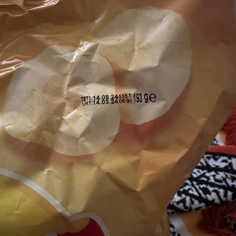 Lays Klasik Cipsten Çıkan Cips!