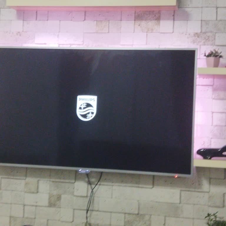 Philips Android TV Kendi Kendine Kapanıp Açılıyor