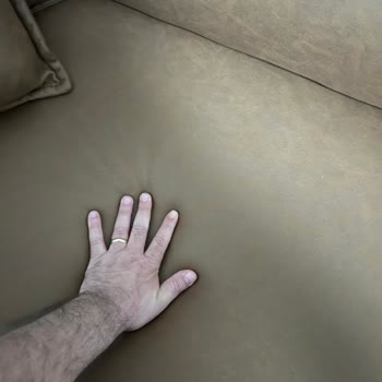 Enginde Mobilya Koltuk Süngerleri Çöktü!