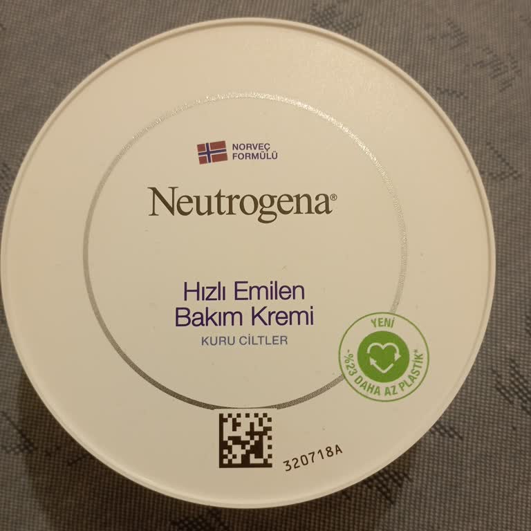 Neutrogena Hızlı Emilen Bakım Kremi Pul Pul Oluyor