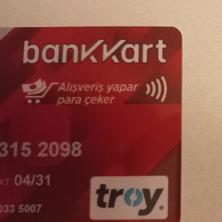 Ziraat Bankası Hiçbir İşime Yaramayan Troy Diye Bir Karta Mecbur Bırakılmak Nedir?